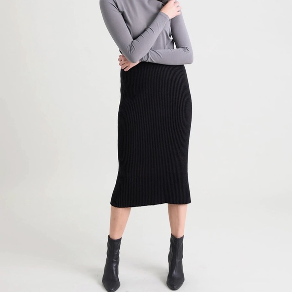 a new day Dresses & Skirts - 4 / 20 SALE!  🖤 MIDI Rib-Knit Pencil skirt